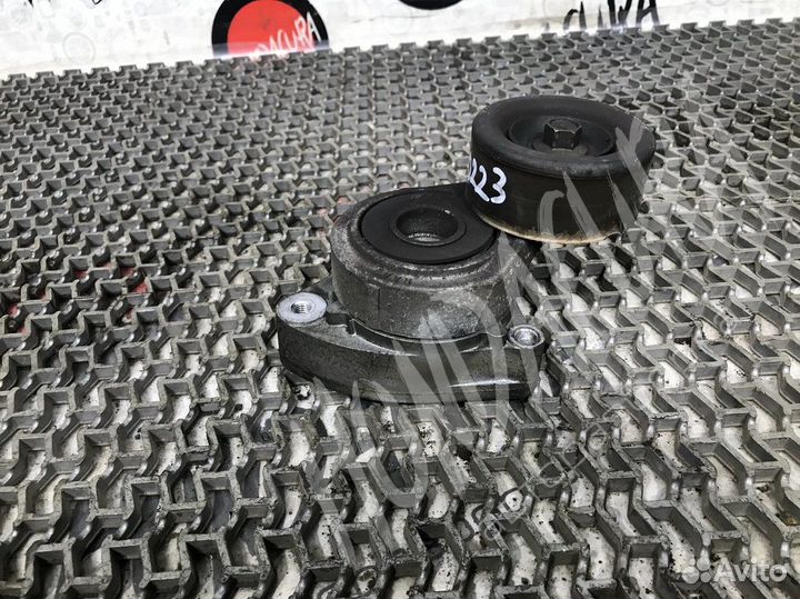 Натяжитель ремня генератора Honda Accord