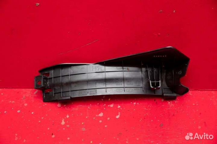 Накладка порога задняя левая Kia Ceed 1G G4FC 1.6