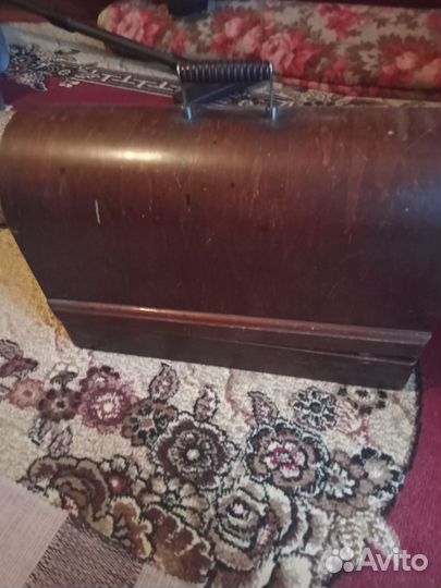 Швейная машина Подольск ручная