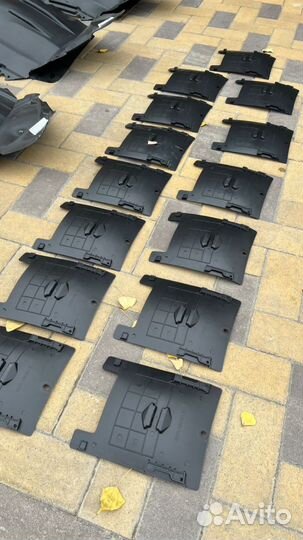 Подкрыльник Мерседес