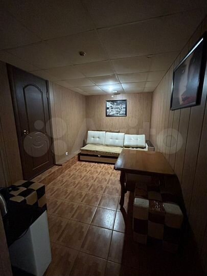 2-к. квартира, 60 м², 1/6 эт.