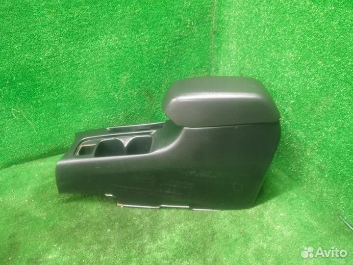 Подлокотник Mitsubishi Lancer 9 1.6 2005