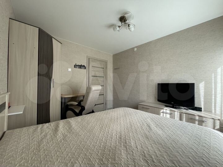 2-к. квартира, 45 м², 1/9 эт.