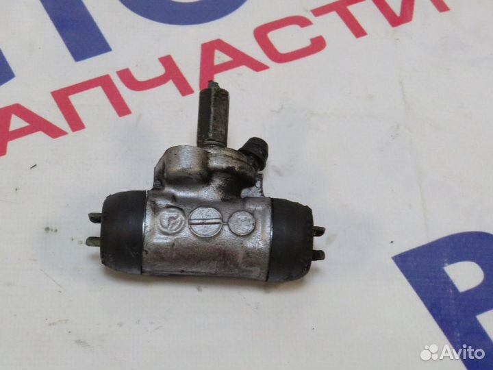 Цилиндр тормозной Зад Право toyota corolla runx NZ