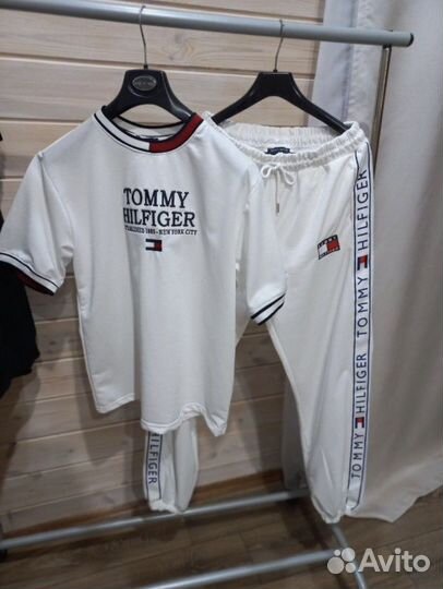Tommy hilfiger костюм