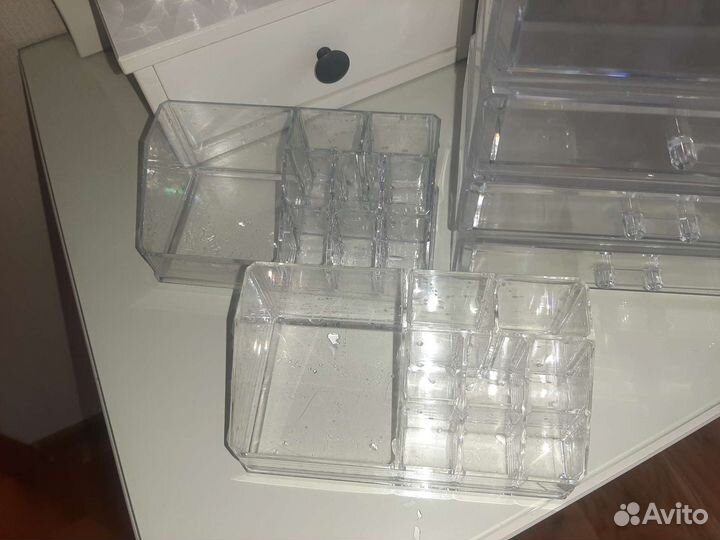 Органайзеры шкатулки для косметики