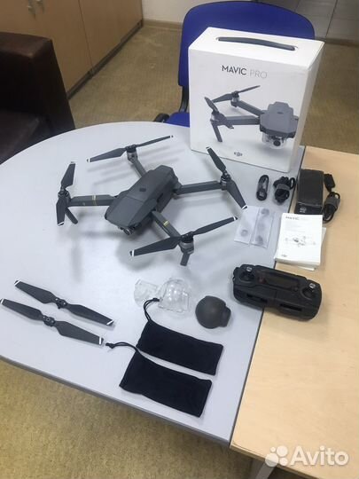 Квадрокоптер DJI Mavic Pro