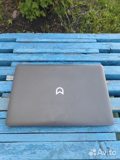 Ноутбук Irbis