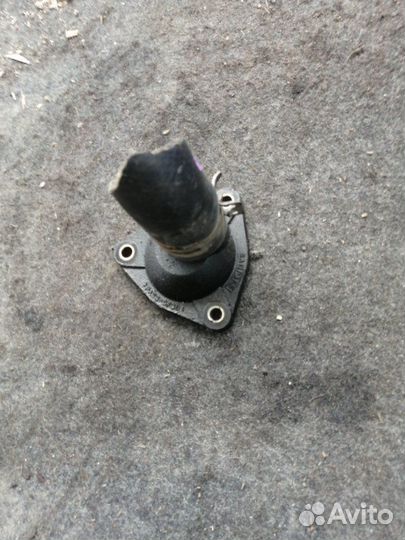 Корпус термостата Nissan March AK12 CR14
