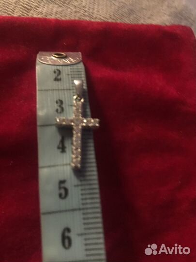 Крестик белое золото с бриллиантами