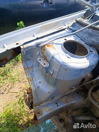 Чашка лонжероны Мицубиси Лансер 9