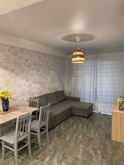 2-к. квартира, 43 м², 2/9 эт.