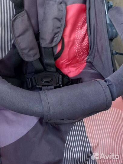 Прогулочная коляска трость