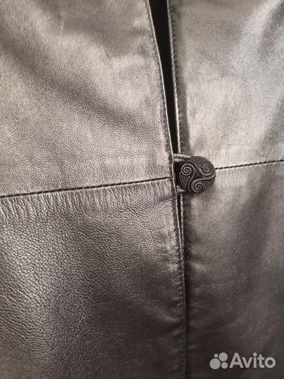 Кожаный жакет размер 42