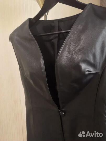 Кожаный жакет размер 42