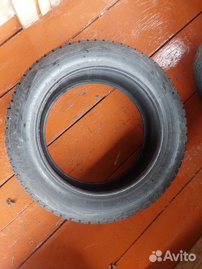 Bridgestone Blizzak Spike-02 SUV 225/55 R18 98T