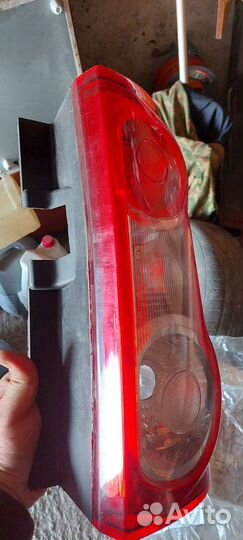 Фонарь задний Лада Ларгус