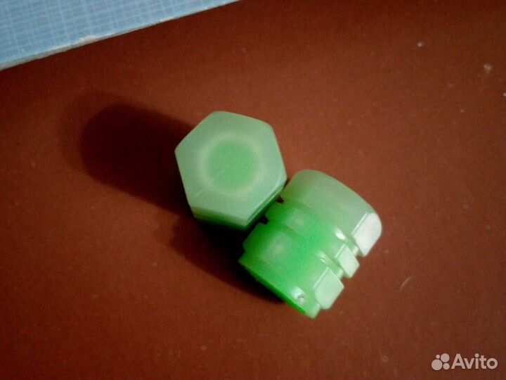 Колпаки на велосипед светятся в темноте