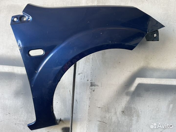 Крыло переднее правое ford fiesta