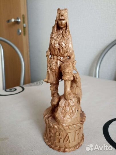 Славянская богиня Девана. Дерево Ясень. Фигурка