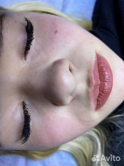 Наращивание ресниц на дому брови