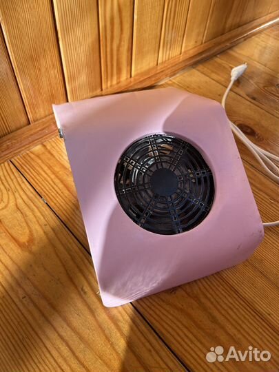 Пылесборник-пылесос для маникюра