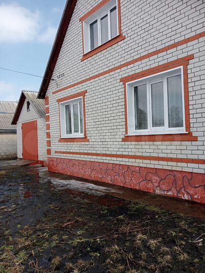 Коттедж 98 м² на участке 12 сот.