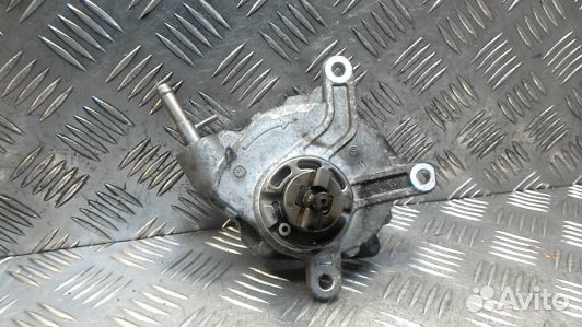 Насос вакуумный toyota avensis T27 (98S15KX01)