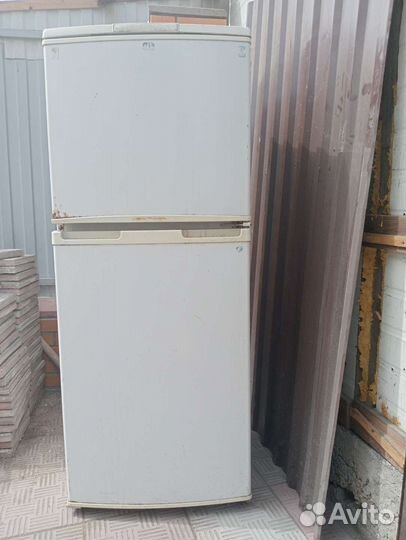 Холодильник на запчасти