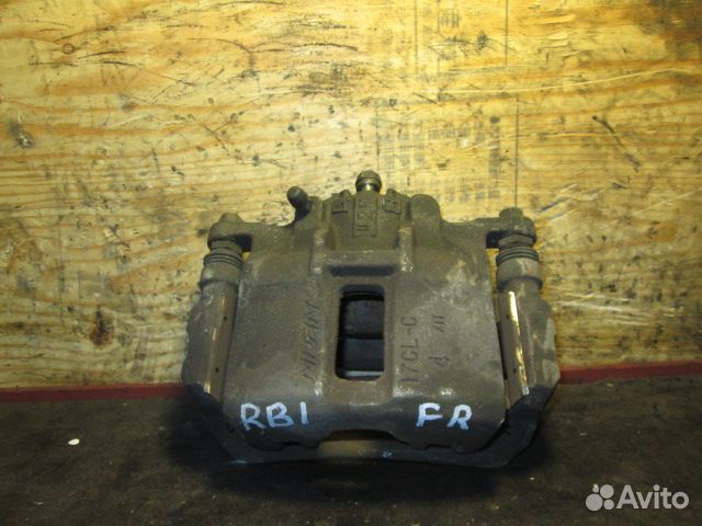 Суппорт передний Honda Odyssey RB1, Stream RN6, пр