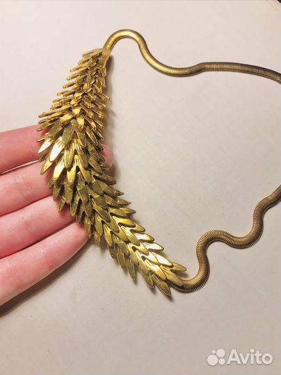 Ожерелья разные