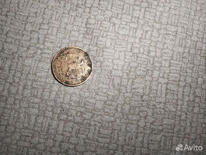 Продаю монету
