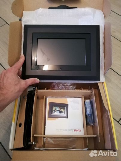 Продам цифровую фоторамку Kodak sv811