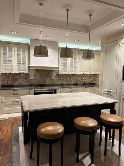 6-к. квартира, 333 м², 4/11 эт.