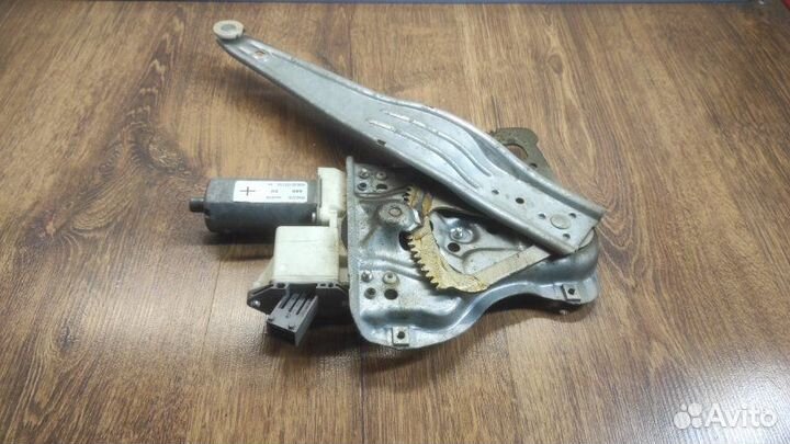 Стеклоподъемный механизм задний правый Toyota