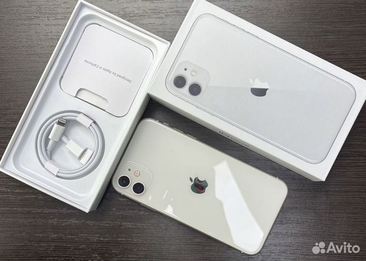 iPhone 11, 64 ГБ