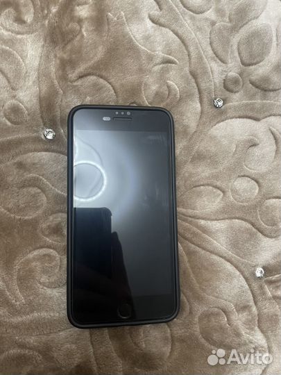 iPhone 8 Plus, 64 ГБ