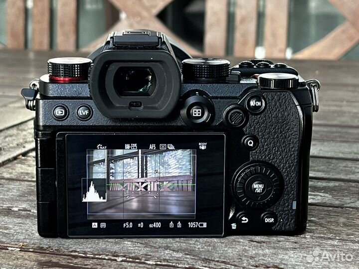 Panasonic Lumix S5 с ручкой и доп батареей