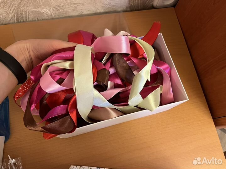 Коробка подарочная с наполнителем