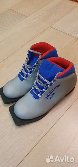 Лыжные ботинки nordway 35