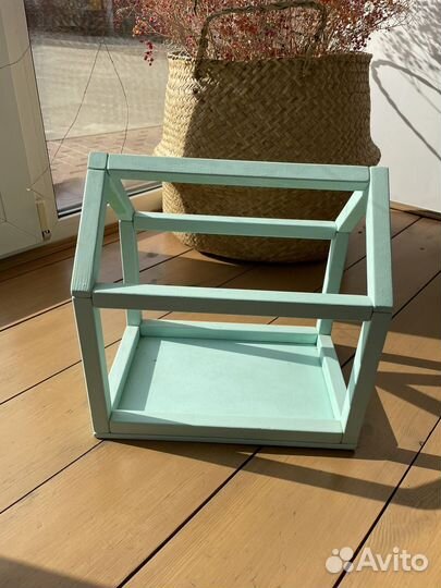 Подставка интерьерная домик