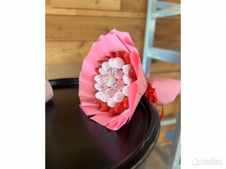 Клубника в бельгийском шоколаде KLL-2854