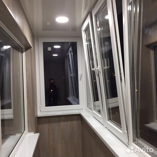 Остекление балконов в пятиэтажке. Окна пвх