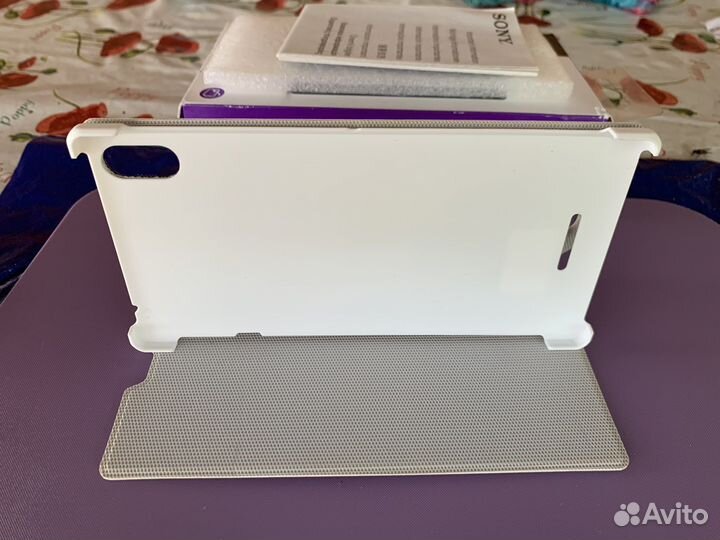 Чехлы на телефон Sony T3 книжка, белый