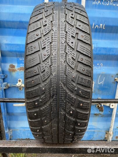 Kumho I'Zen RV Stud KC16 235/65 R17