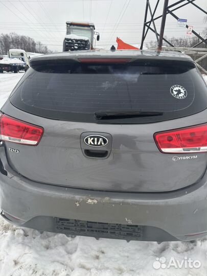 Крышка багажника Kia Rio 3