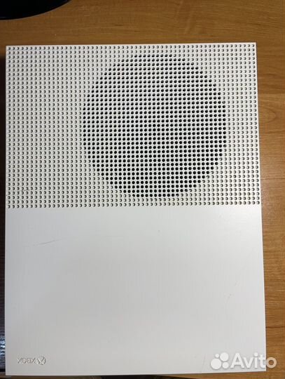 Xbox One S 2 геймпада 1tb