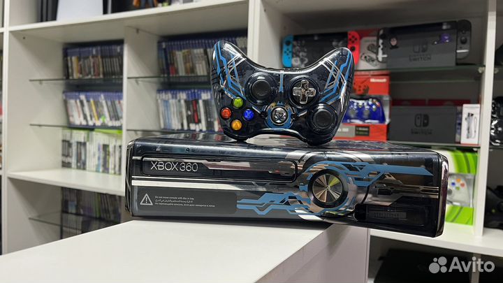 Xbox 360 Limited Edition Halo 4 320Gb Freeboot