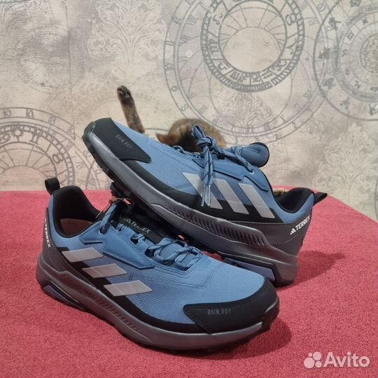 Зимние кроссовки adidas terrex gtx