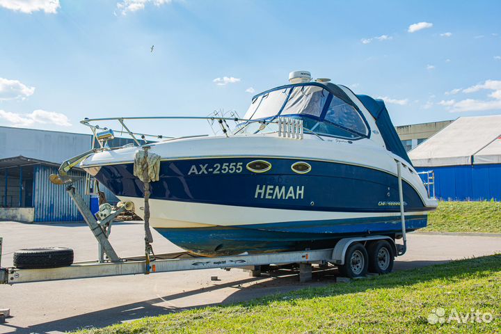 Комфортабельный катер Chaparral 250 Signature
